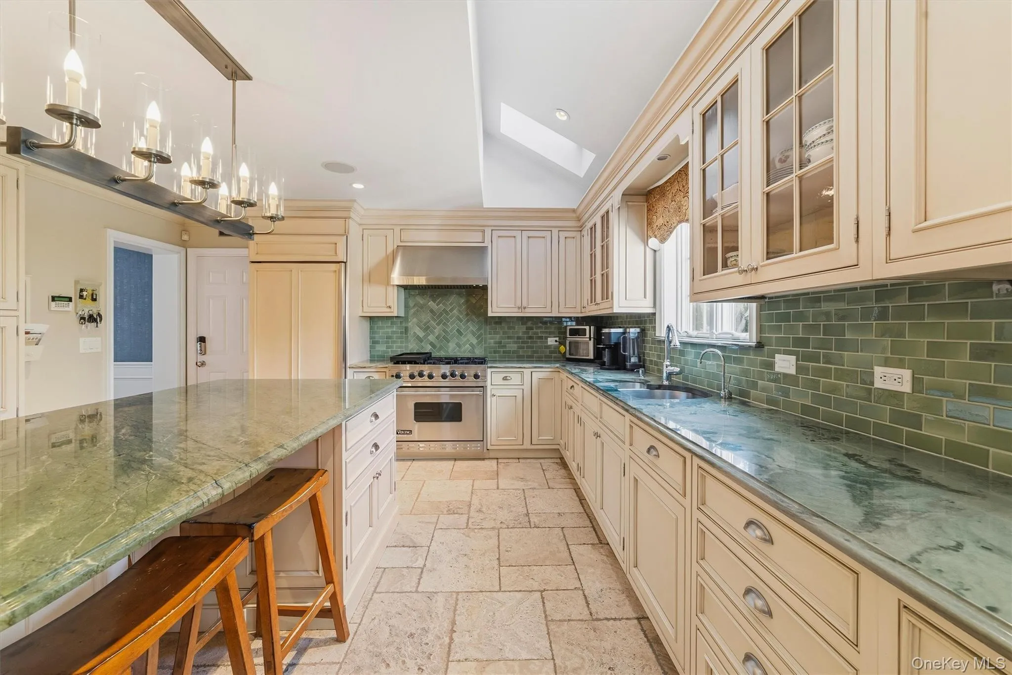 185 Old Wilmot Road, Scarsdale, NY, 5 Bedrooms Bedrooms, 10 Rooms Rooms,2 BathroomsBathrooms,Residential,For Rent,Old Wilmot,0,1005972 185 Old Wilmot Road, Scarsdale, NY, 5 Bedrooms Bedrooms, 10 Rooms Rooms,2 BathroomsBathrooms,Residential,For Rent,Old Wilmot,0,1005972