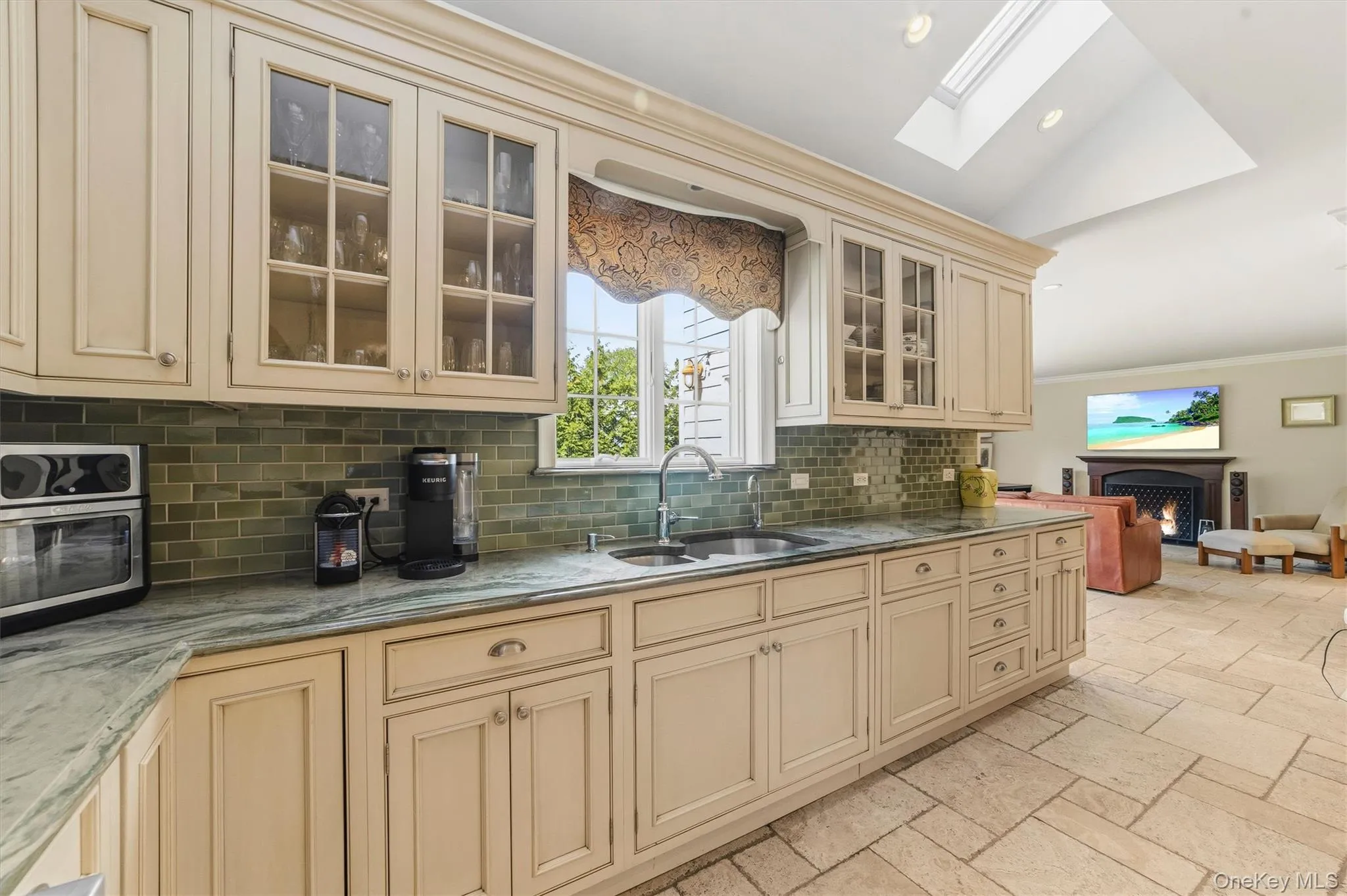 185 Old Wilmot Road, Scarsdale, NY, 5 Bedrooms Bedrooms, 10 Rooms Rooms,2 BathroomsBathrooms,Residential,For Rent,Old Wilmot,0,1005972 185 Old Wilmot Road, Scarsdale, NY, 5 Bedrooms Bedrooms, 10 Rooms Rooms,2 BathroomsBathrooms,Residential,For Rent,Old Wilmot,0,1005972