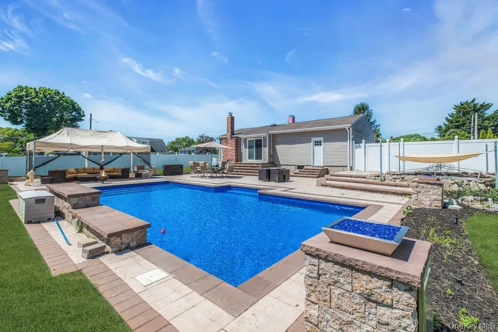 49 Miller Avenue, Brookhaven, NY, 3 Bedrooms Bedrooms, 6 Rooms Rooms,1 BathroomBathrooms,Residential,For Rent,Miller,0,1005979 49 Miller Avenue, Brookhaven, NY, 3 Bedrooms Bedrooms, 6 Rooms Rooms,1 BathroomBathrooms,Residential,For Rent,Miller,0,1005979