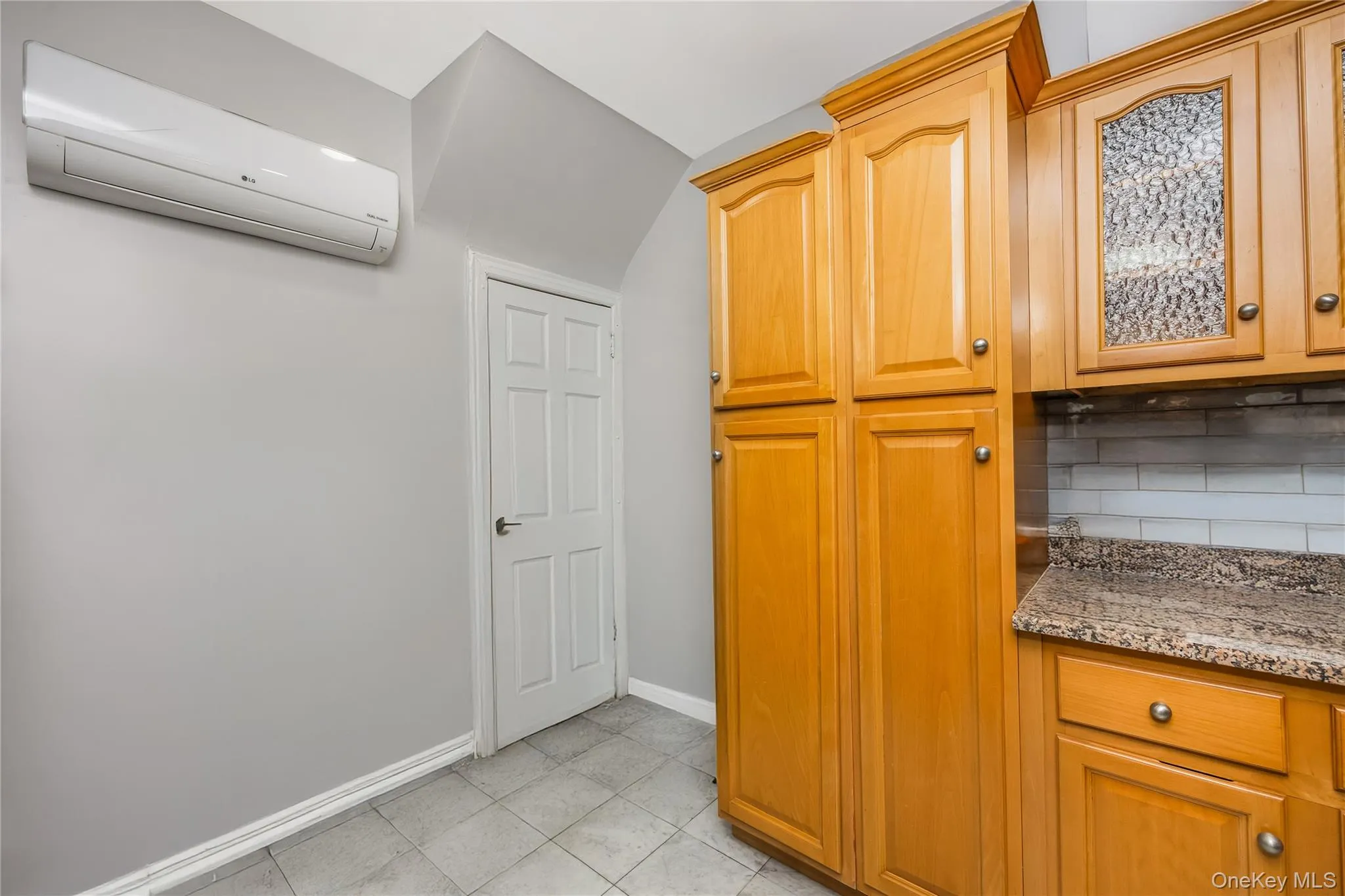 246 45th Street, New York, NY, 3 Bedrooms Bedrooms, 8 Rooms Rooms,1 BathroomBathrooms,Residential,For Rent,45th,0,1005982 246 45th Street, New York, NY, 3 Bedrooms Bedrooms, 8 Rooms Rooms,1 BathroomBathrooms,Residential,For Rent,45th,0,1005982