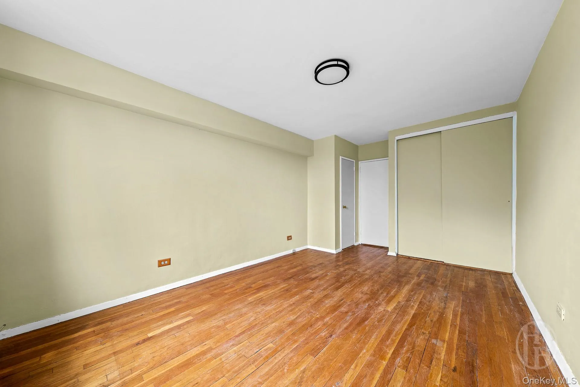 50-21 39 Place, New York, NY, 1 Bedroom Bedrooms, 1 Room Rooms,1 BathroomBathrooms,Residential,For Rent,39,0,1005983 50-21 39 Place, New York, NY, 1 Bedroom Bedrooms, 1 Room Rooms,1 BathroomBathrooms,Residential,For Rent,39,0,1005983