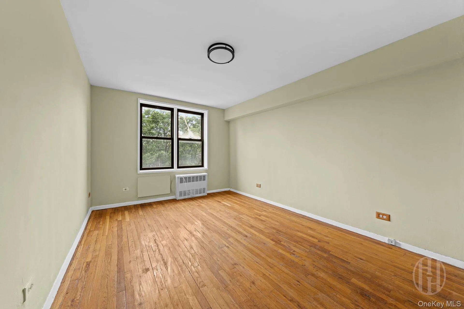 50-21 39 Place, New York, NY, 1 Bedroom Bedrooms, 1 Room Rooms,1 BathroomBathrooms,Residential,For Rent,39,0,1005983 50-21 39 Place, New York, NY, 1 Bedroom Bedrooms, 1 Room Rooms,1 BathroomBathrooms,Residential,For Rent,39,0,1005983
