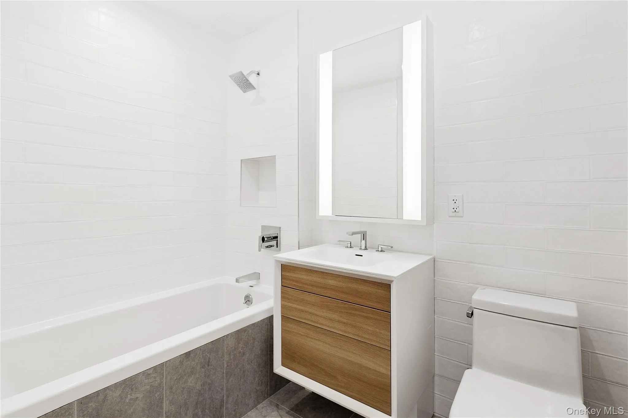 264 Webster Avenue, New York, NY, 1 Bedroom Bedrooms, 3 Rooms Rooms,1 BathroomBathrooms,Residential Lease,For Rent,Webster,0,1005986 264 Webster Avenue, New York, NY, 1 Bedroom Bedrooms, 3 Rooms Rooms,1 BathroomBathrooms,Residential Lease,For Rent,Webster,0,1005986