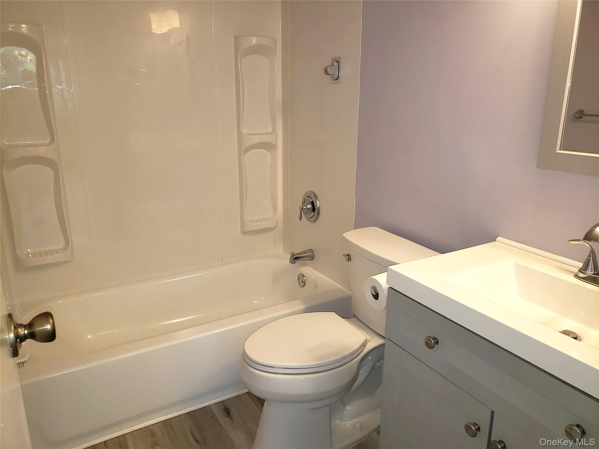 478 Old Farmingdale Road, West Babylon, NY, 2 Bedrooms Bedrooms, 4 Rooms Rooms,1 BathroomBathrooms,Residential Lease,For Rent,Old Farmingdale,0,1005987 478 Old Farmingdale Road, West Babylon, NY, 2 Bedrooms Bedrooms, 4 Rooms Rooms,1 BathroomBathrooms,Residential Lease,For Rent,Old Farmingdale,0,1005987