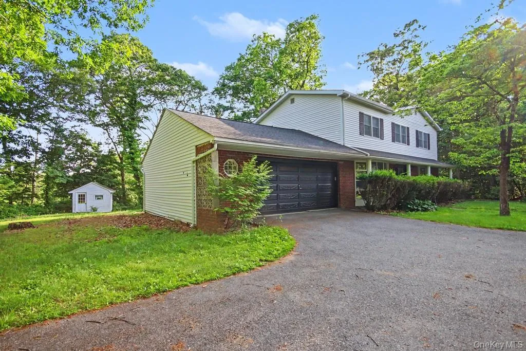 2 Troy Place, Patterson, NY, 4 Bedrooms Bedrooms, 10 Rooms Rooms,2 BathroomsBathrooms,Residential,For Rent,Troy,0,1005989 2 Troy Place, Patterson, NY, 4 Bedrooms Bedrooms, 10 Rooms Rooms,2 BathroomsBathrooms,Residential,For Rent,Troy,0,1005989