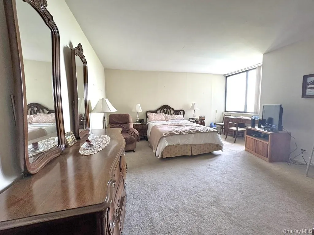 271-10 Grand Central Parkway, New York, NY, 1 Bedroom Bedrooms, 4 Rooms Rooms,1 BathroomBathrooms,Residential,For Rent,Grand Central,0,1005991 271-10 Grand Central Parkway, New York, NY, 1 Bedroom Bedrooms, 4 Rooms Rooms,1 BathroomBathrooms,Residential,For Rent,Grand Central,0,1005991
