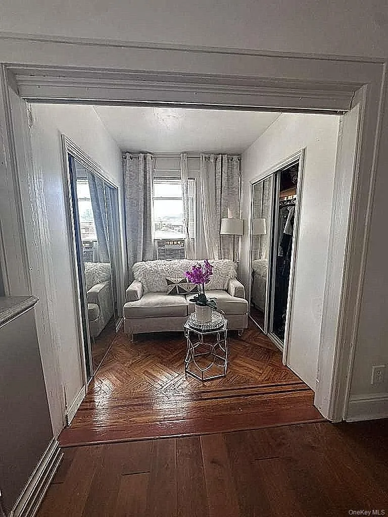 18811 Dunkirk Drive, New York, NY, 7 Bedrooms Bedrooms, 16 Rooms Rooms,4 BathroomsBathrooms,Residential,For Rent,Dunkirk,0,1005992 18811 Dunkirk Drive, New York, NY, 7 Bedrooms Bedrooms, 16 Rooms Rooms,4 BathroomsBathrooms,Residential,For Rent,Dunkirk,0,1005992