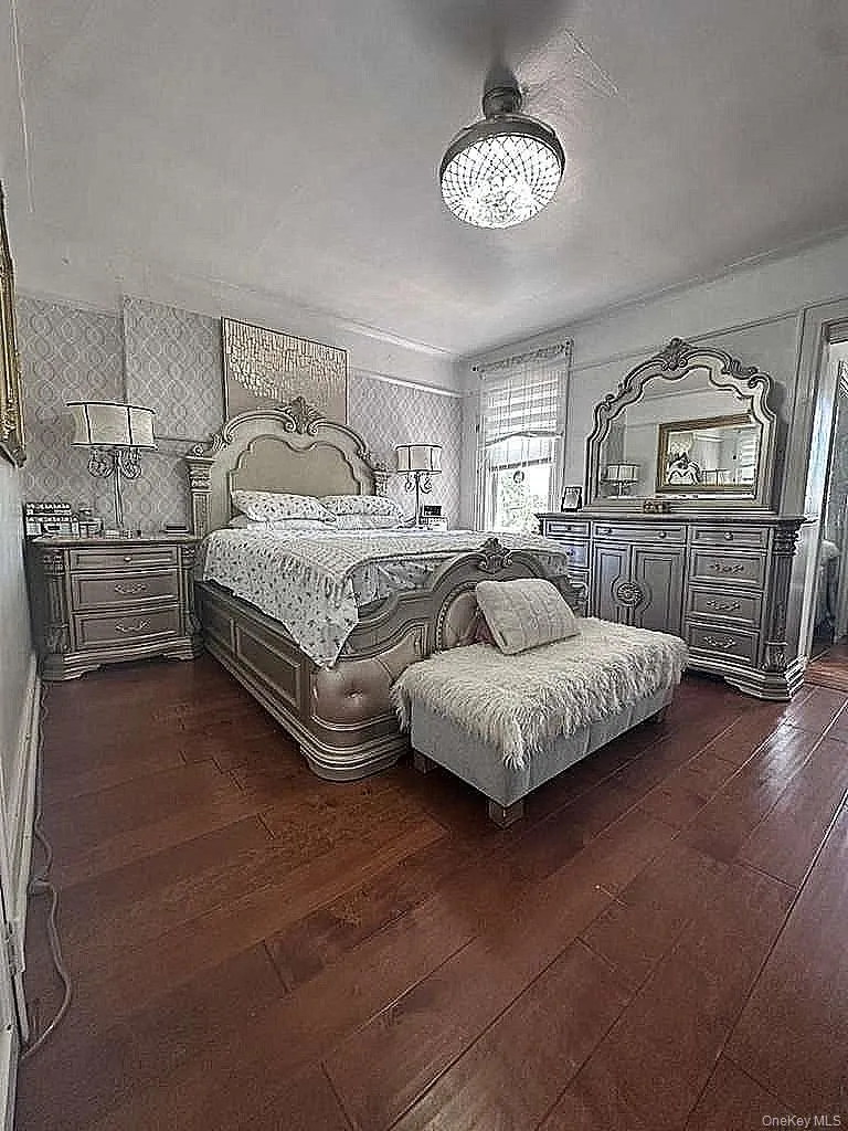 18811 Dunkirk Drive, New York, NY, 7 Bedrooms Bedrooms, 16 Rooms Rooms,4 BathroomsBathrooms,Residential,For Rent,Dunkirk,0,1005992 18811 Dunkirk Drive, New York, NY, 7 Bedrooms Bedrooms, 16 Rooms Rooms,4 BathroomsBathrooms,Residential,For Rent,Dunkirk,0,1005992