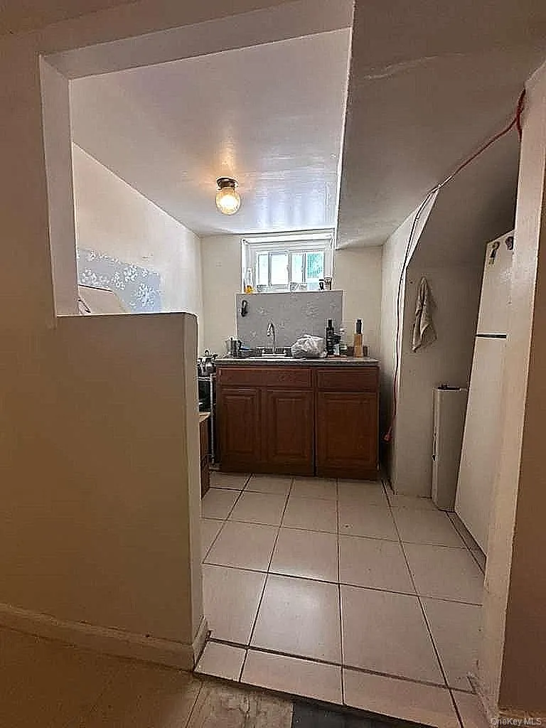 18811 Dunkirk Drive, New York, NY, 7 Bedrooms Bedrooms, 16 Rooms Rooms,4 BathroomsBathrooms,Residential,For Rent,Dunkirk,0,1005992 18811 Dunkirk Drive, New York, NY, 7 Bedrooms Bedrooms, 16 Rooms Rooms,4 BathroomsBathrooms,Residential,For Rent,Dunkirk,0,1005992