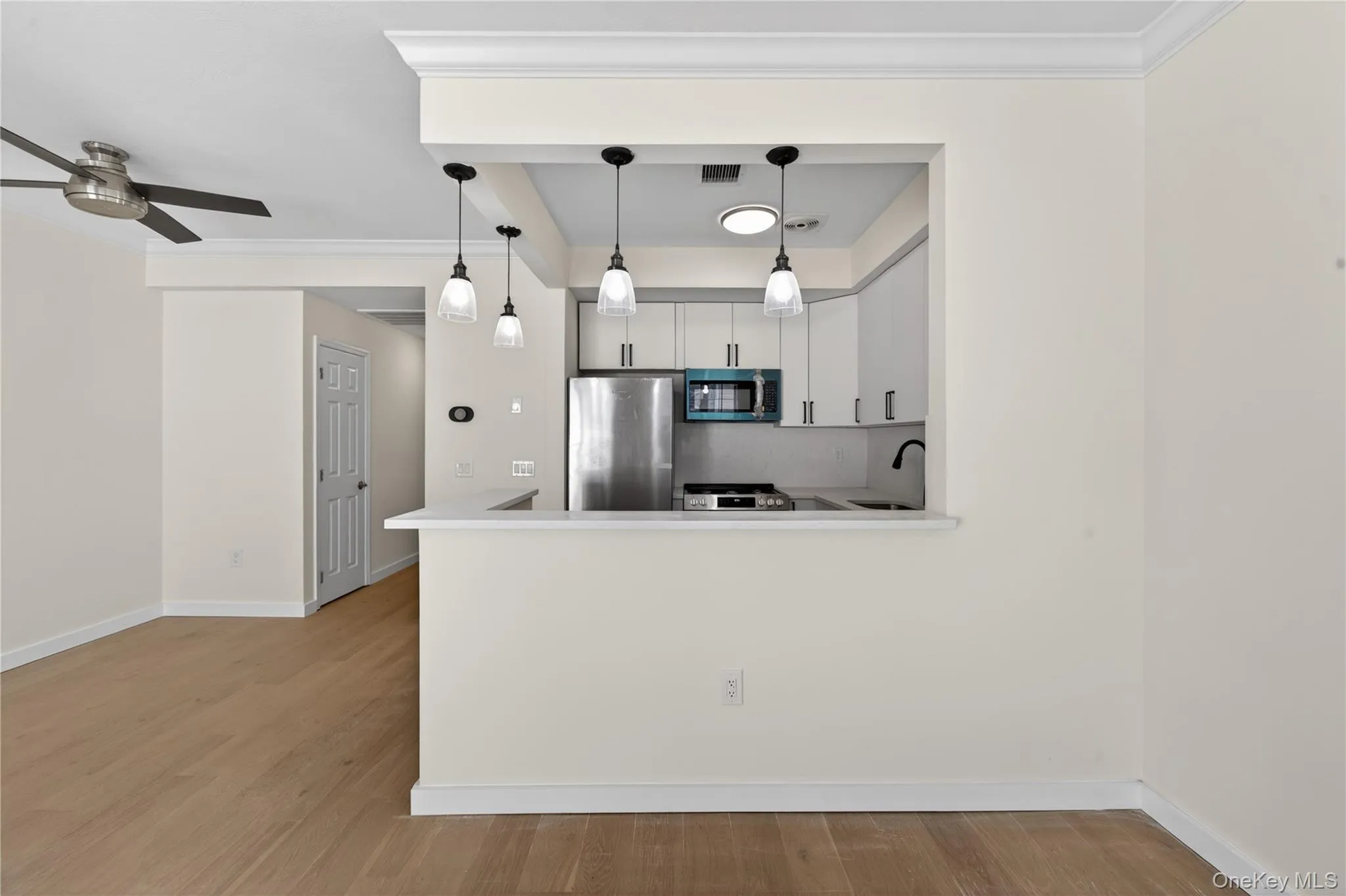 93 Admiral Court, New York, NY, 3 Bedrooms Bedrooms, 5 Rooms Rooms,2 BathroomsBathrooms,Residential,For Rent,Admiral,0,1006002 93 Admiral Court, New York, NY, 3 Bedrooms Bedrooms, 5 Rooms Rooms,2 BathroomsBathrooms,Residential,For Rent,Admiral,0,1006002