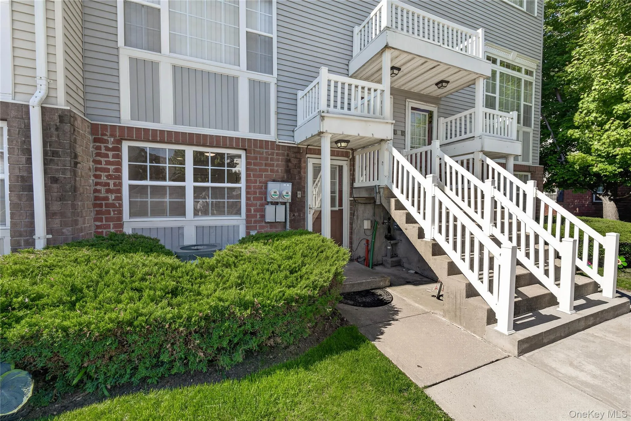 93 Admiral Court, New York, NY, 3 Bedrooms Bedrooms, 5 Rooms Rooms,2 BathroomsBathrooms,Residential,For Rent,Admiral,0,1006002 93 Admiral Court, New York, NY, 3 Bedrooms Bedrooms, 5 Rooms Rooms,2 BathroomsBathrooms,Residential,For Rent,Admiral,0,1006002