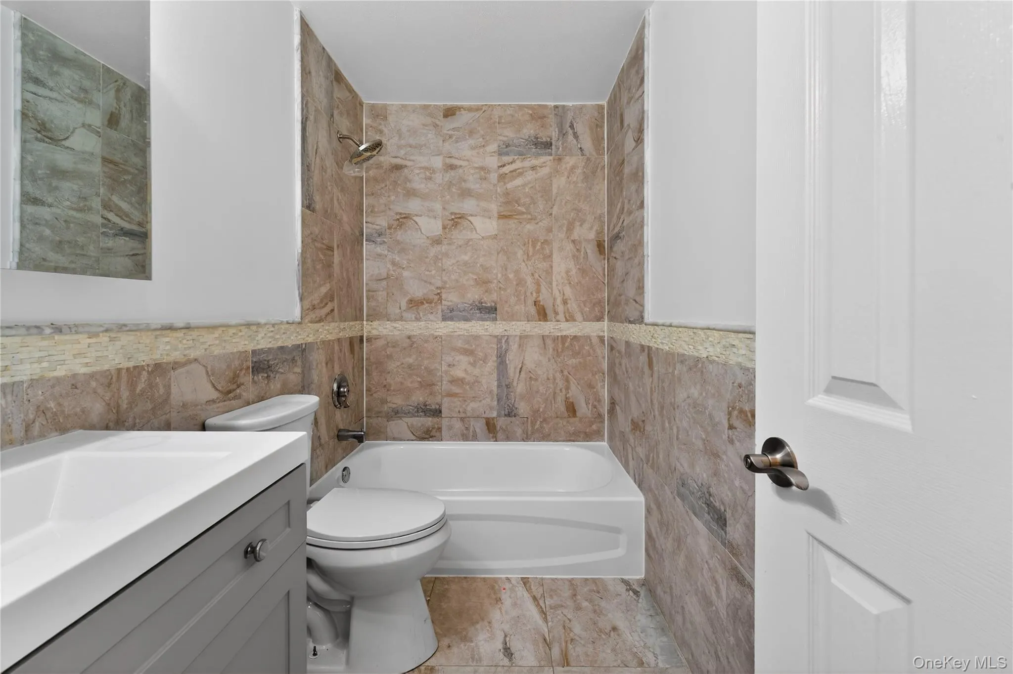 93 Admiral Court, New York, NY, 3 Bedrooms Bedrooms, 5 Rooms Rooms,2 BathroomsBathrooms,Residential,For Rent,Admiral,0,1006002 93 Admiral Court, New York, NY, 3 Bedrooms Bedrooms, 5 Rooms Rooms,2 BathroomsBathrooms,Residential,For Rent,Admiral,0,1006002