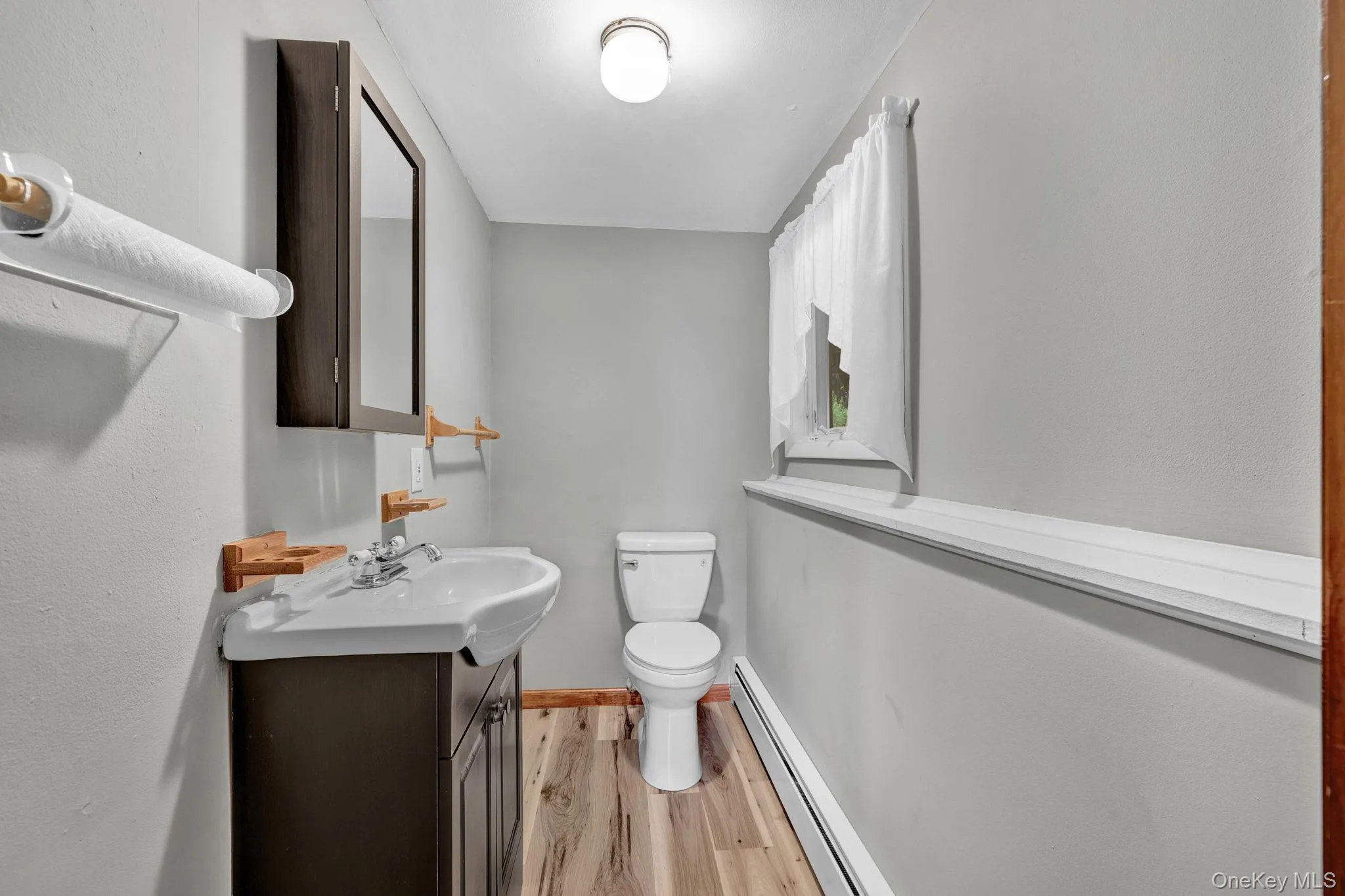 10 Ona Lane, New Windsor, NY, 3 Bedrooms Bedrooms, 11 Rooms Rooms,2 BathroomsBathrooms,Residential,For Rent,Ona,0,1006010 10 Ona Lane, New Windsor, NY, 3 Bedrooms Bedrooms, 11 Rooms Rooms,2 BathroomsBathrooms,Residential,For Rent,Ona,0,1006010