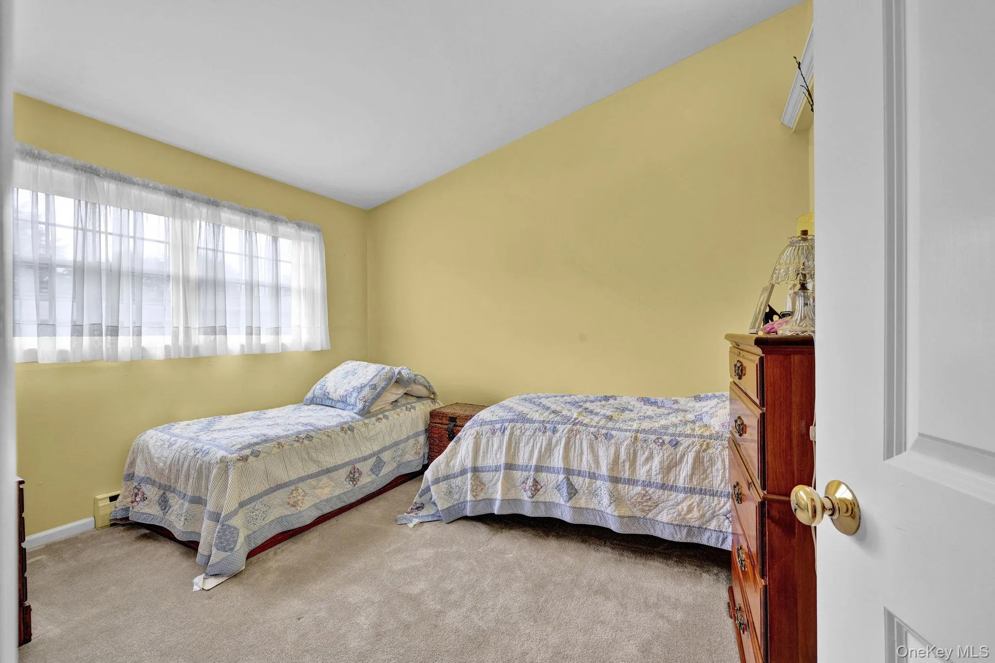 10 Ona Lane, New Windsor, NY, 3 Bedrooms Bedrooms, 11 Rooms Rooms,2 BathroomsBathrooms,Residential,For Rent,Ona,0,1006010 10 Ona Lane, New Windsor, NY, 3 Bedrooms Bedrooms, 11 Rooms Rooms,2 BathroomsBathrooms,Residential,For Rent,Ona,0,1006010