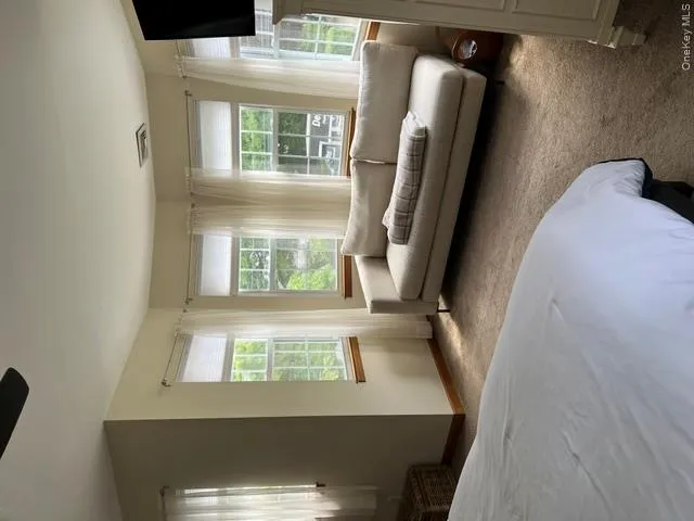 25 Sunny Road, Smithtown, NY, 3 Bedrooms Bedrooms, 7 Rooms Rooms,1 BathroomBathrooms,Residential,For Rent,Sunny,0,1006011 25 Sunny Road, Smithtown, NY, 3 Bedrooms Bedrooms, 7 Rooms Rooms,1 BathroomBathrooms,Residential,For Rent,Sunny,0,1006011