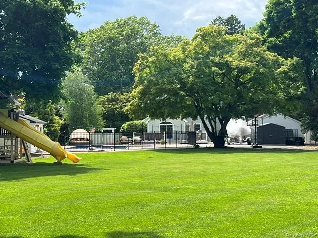 25 Sunny Road, Smithtown, NY, 3 Bedrooms Bedrooms, 7 Rooms Rooms,1 BathroomBathrooms,Residential,For Rent,Sunny,0,1006011 25 Sunny Road, Smithtown, NY, 3 Bedrooms Bedrooms, 7 Rooms Rooms,1 BathroomBathrooms,Residential,For Rent,Sunny,0,1006011