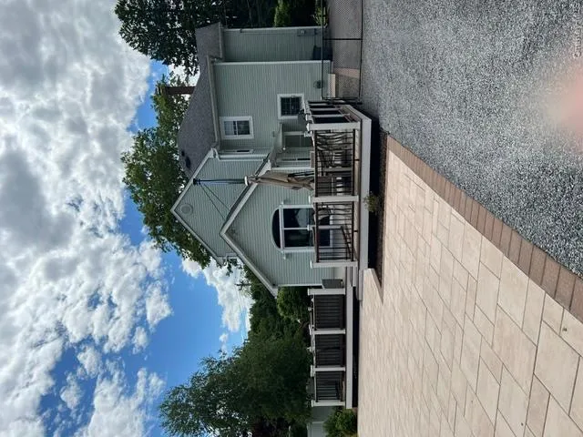 25 Sunny Road, Smithtown, NY, 3 Bedrooms Bedrooms, 7 Rooms Rooms,1 BathroomBathrooms,Residential,For Rent,Sunny,0,1006011 25 Sunny Road, Smithtown, NY, 3 Bedrooms Bedrooms, 7 Rooms Rooms,1 BathroomBathrooms,Residential,For Rent,Sunny,0,1006011