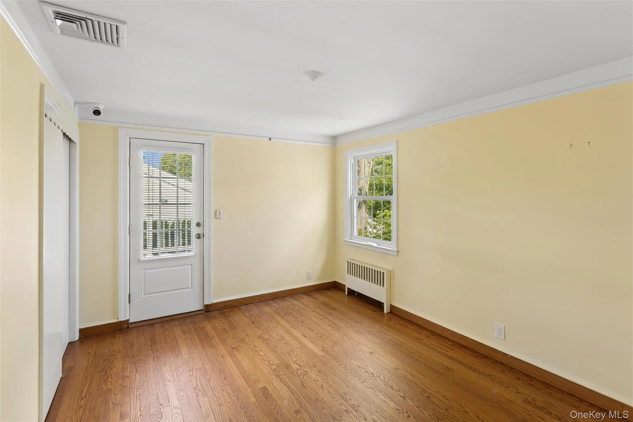 621 Oxford Street, North Hempstead, NY, 4 Bedrooms Bedrooms, 9 Rooms Rooms,3 BathroomsBathrooms,Residential,For Rent,Oxford,0,1006017 621 Oxford Street, North Hempstead, NY, 4 Bedrooms Bedrooms, 9 Rooms Rooms,3 BathroomsBathrooms,Residential,For Rent,Oxford,0,1006017