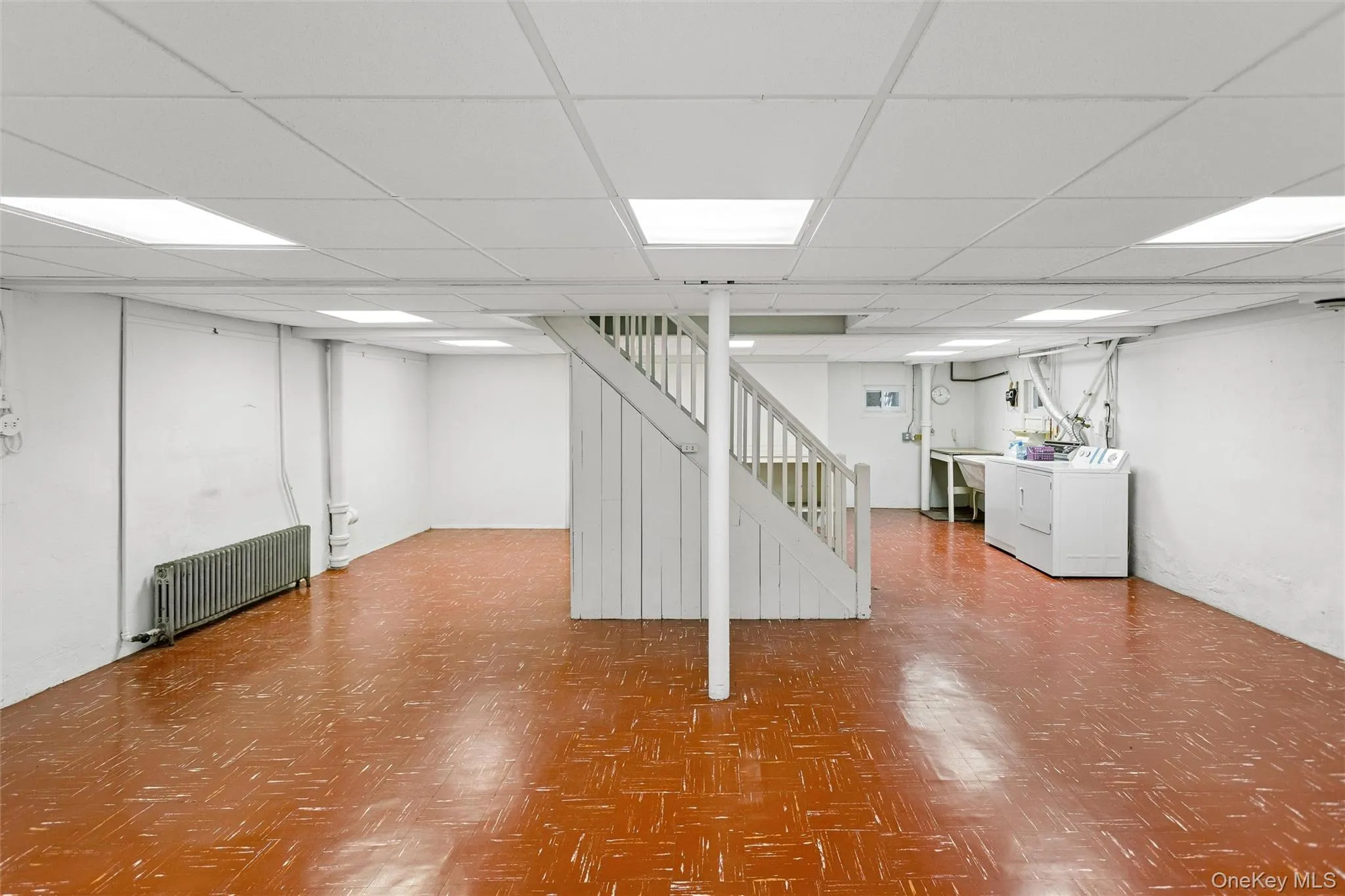621 Oxford Street, North Hempstead, NY, 4 Bedrooms Bedrooms, 9 Rooms Rooms,3 BathroomsBathrooms,Residential,For Rent,Oxford,0,1006017 621 Oxford Street, North Hempstead, NY, 4 Bedrooms Bedrooms, 9 Rooms Rooms,3 BathroomsBathrooms,Residential,For Rent,Oxford,0,1006017