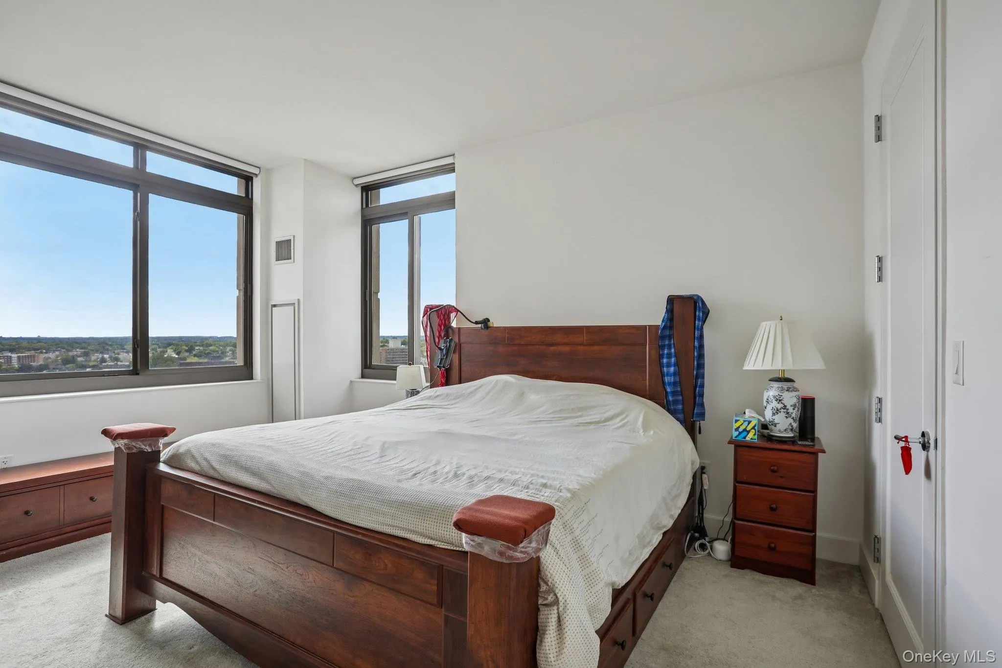 175 Huguenot Street, New Rochelle, NY, 2 Bedrooms Bedrooms, 6 Rooms Rooms,2 BathroomsBathrooms,Residential,For Rent,Huguenot,0,1006020 175 Huguenot Street, New Rochelle, NY, 2 Bedrooms Bedrooms, 6 Rooms Rooms,2 BathroomsBathrooms,Residential,For Rent,Huguenot,0,1006020