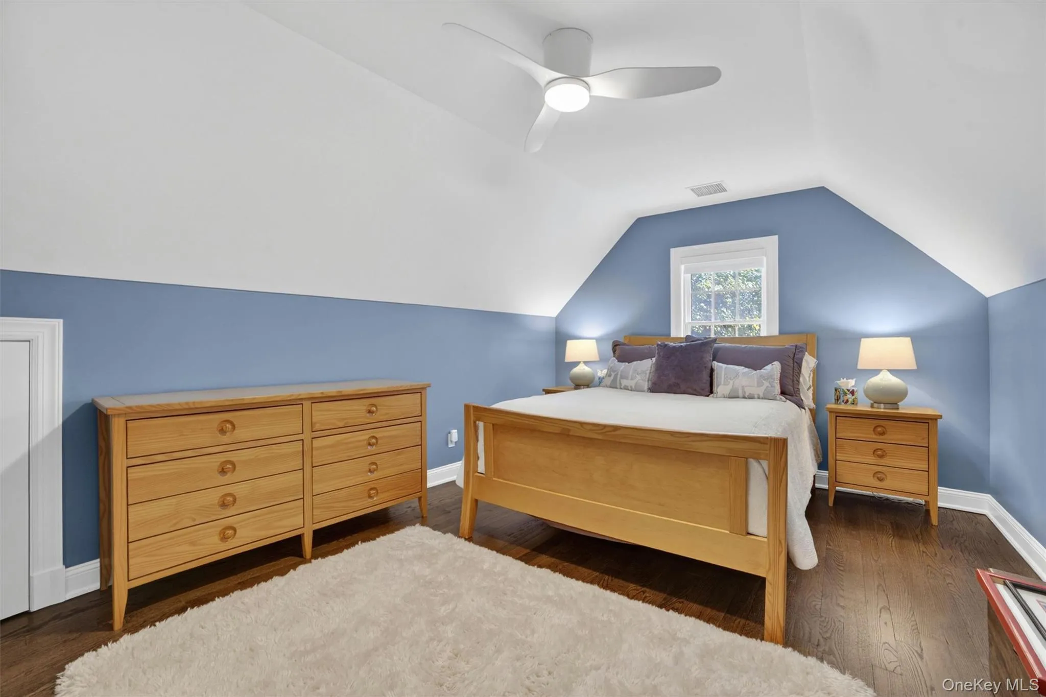 Guest Room/Studio/Office Guest Room/Studio/Office