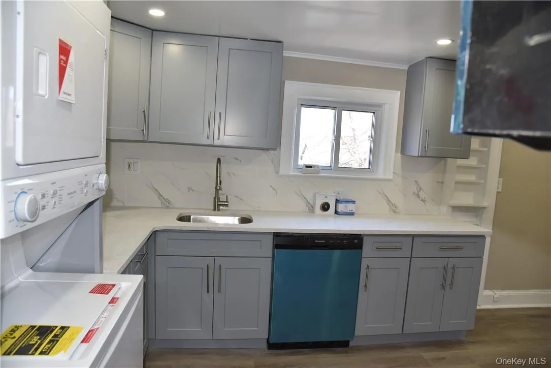99 Maple Avenue, Rye City, NY, 2 Bedrooms Bedrooms, 4 Rooms Rooms,1 BathroomBathrooms,Residential Lease,For Rent,Maple,0,1006033 99 Maple Avenue, Rye City, NY, 2 Bedrooms Bedrooms, 4 Rooms Rooms,1 BathroomBathrooms,Residential Lease,For Rent,Maple,0,1006033