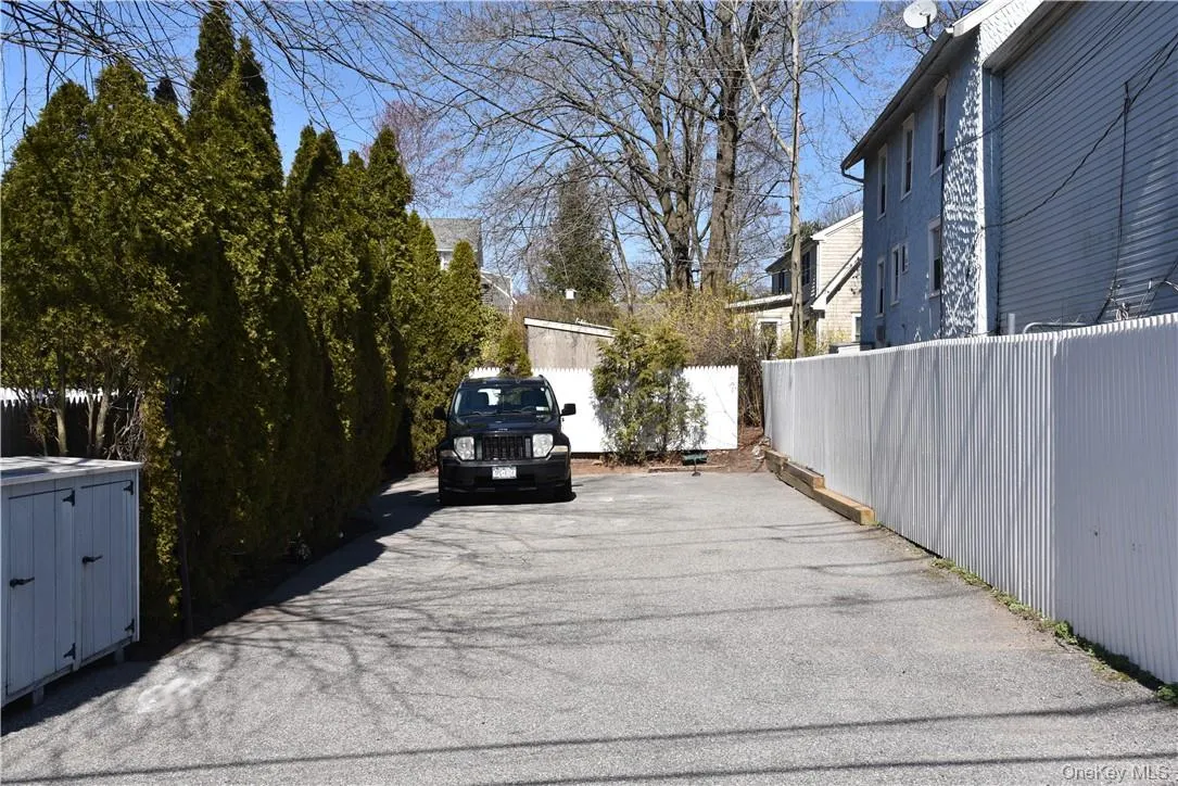 99 Maple Avenue, Rye City, NY, 2 Bedrooms Bedrooms, 4 Rooms Rooms,1 BathroomBathrooms,Residential Lease,For Rent,Maple,0,1006033 99 Maple Avenue, Rye City, NY, 2 Bedrooms Bedrooms, 4 Rooms Rooms,1 BathroomBathrooms,Residential Lease,For Rent,Maple,0,1006033