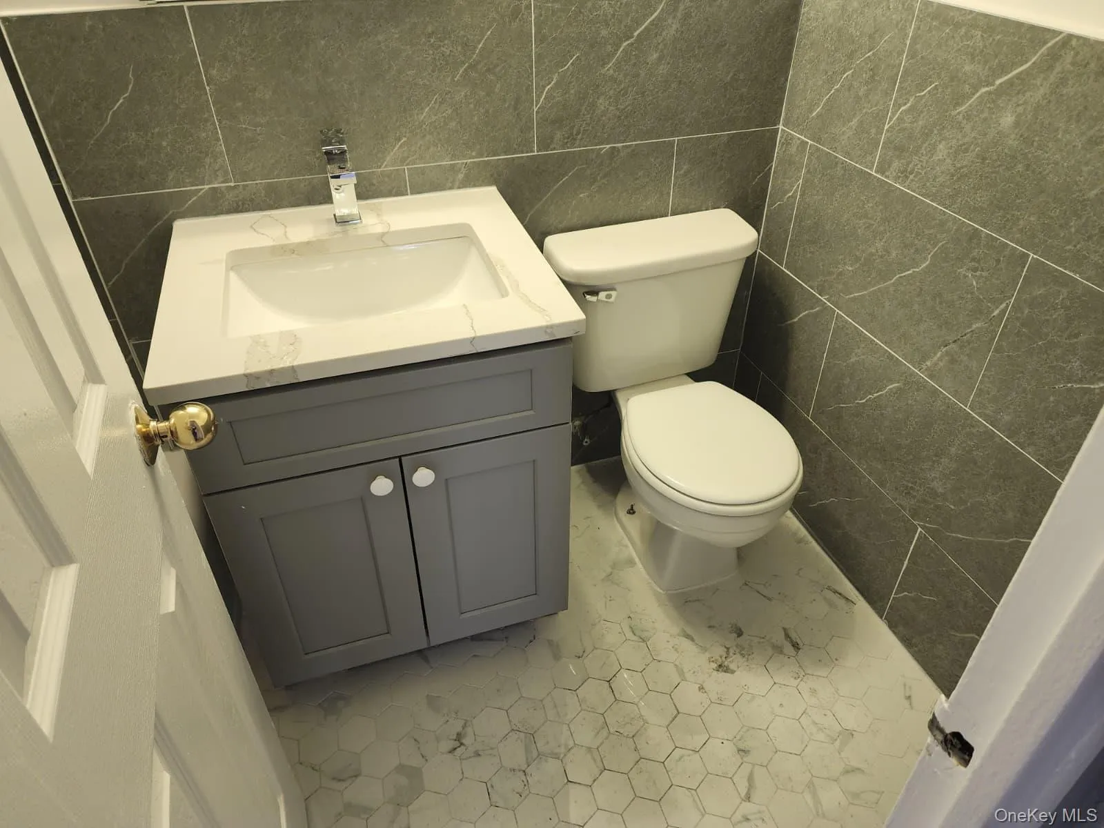 61-55 98th Street, New York, NY, 1 Bedroom Bedrooms, 4 Rooms Rooms,1 BathroomBathrooms,Residential Lease,For Rent,98th,0,1006036 61-55 98th Street, New York, NY, 1 Bedroom Bedrooms, 4 Rooms Rooms,1 BathroomBathrooms,Residential Lease,For Rent,98th,0,1006036