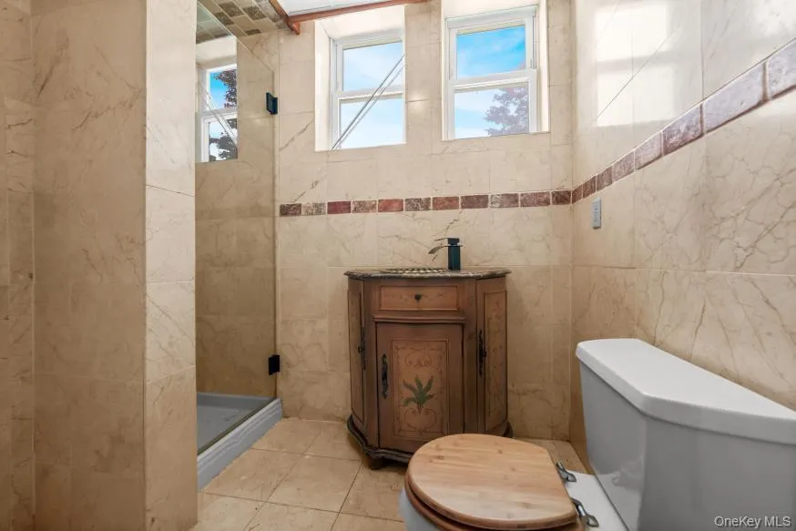 13009 227th Street, New York, NY, 3 Bedrooms Bedrooms, 7 Rooms Rooms,2 BathroomsBathrooms,Residential,For Rent,227th,0,1006038 13009 227th Street, New York, NY, 3 Bedrooms Bedrooms, 7 Rooms Rooms,2 BathroomsBathrooms,Residential,For Rent,227th,0,1006038
