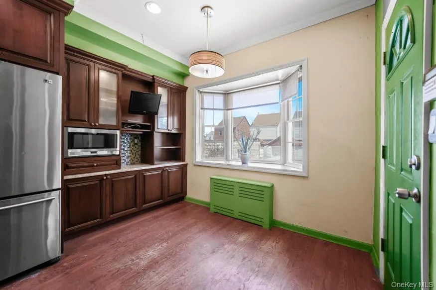 13009 227th Street, New York, NY, 3 Bedrooms Bedrooms, 7 Rooms Rooms,2 BathroomsBathrooms,Residential,For Rent,227th,0,1006038 13009 227th Street, New York, NY, 3 Bedrooms Bedrooms, 7 Rooms Rooms,2 BathroomsBathrooms,Residential,For Rent,227th,0,1006038