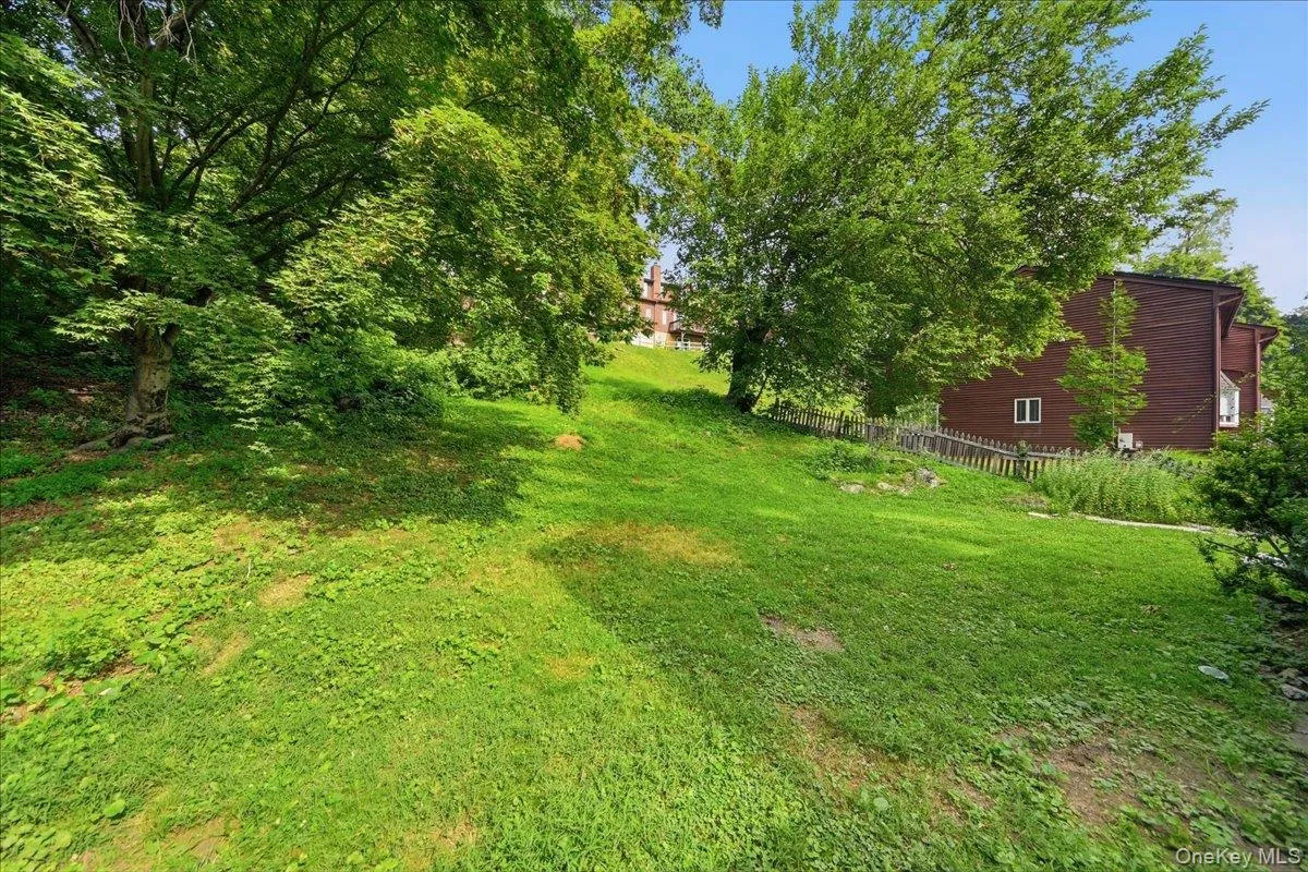 42 Revolutionary Road, Ossining, NY, 2 Bedrooms Bedrooms, 5 Rooms Rooms,1 BathroomBathrooms,Residential,For Rent,Revolutionary,0,1006040 42 Revolutionary Road, Ossining, NY, 2 Bedrooms Bedrooms, 5 Rooms Rooms,1 BathroomBathrooms,Residential,For Rent,Revolutionary,0,1006040