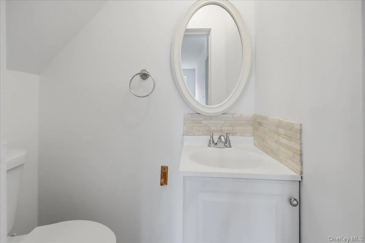 42 Revolutionary Road, Ossining, NY, 2 Bedrooms Bedrooms, 5 Rooms Rooms,1 BathroomBathrooms,Residential,For Rent,Revolutionary,0,1006040 42 Revolutionary Road, Ossining, NY, 2 Bedrooms Bedrooms, 5 Rooms Rooms,1 BathroomBathrooms,Residential,For Rent,Revolutionary,0,1006040