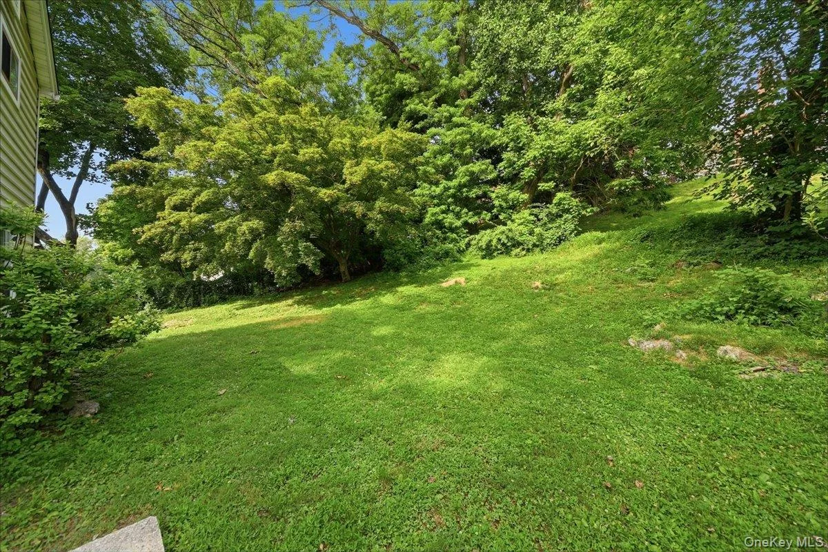 42 Revolutionary Road, Ossining, NY, 2 Bedrooms Bedrooms, 5 Rooms Rooms,1 BathroomBathrooms,Residential,For Rent,Revolutionary,0,1006040 42 Revolutionary Road, Ossining, NY, 2 Bedrooms Bedrooms, 5 Rooms Rooms,1 BathroomBathrooms,Residential,For Rent,Revolutionary,0,1006040