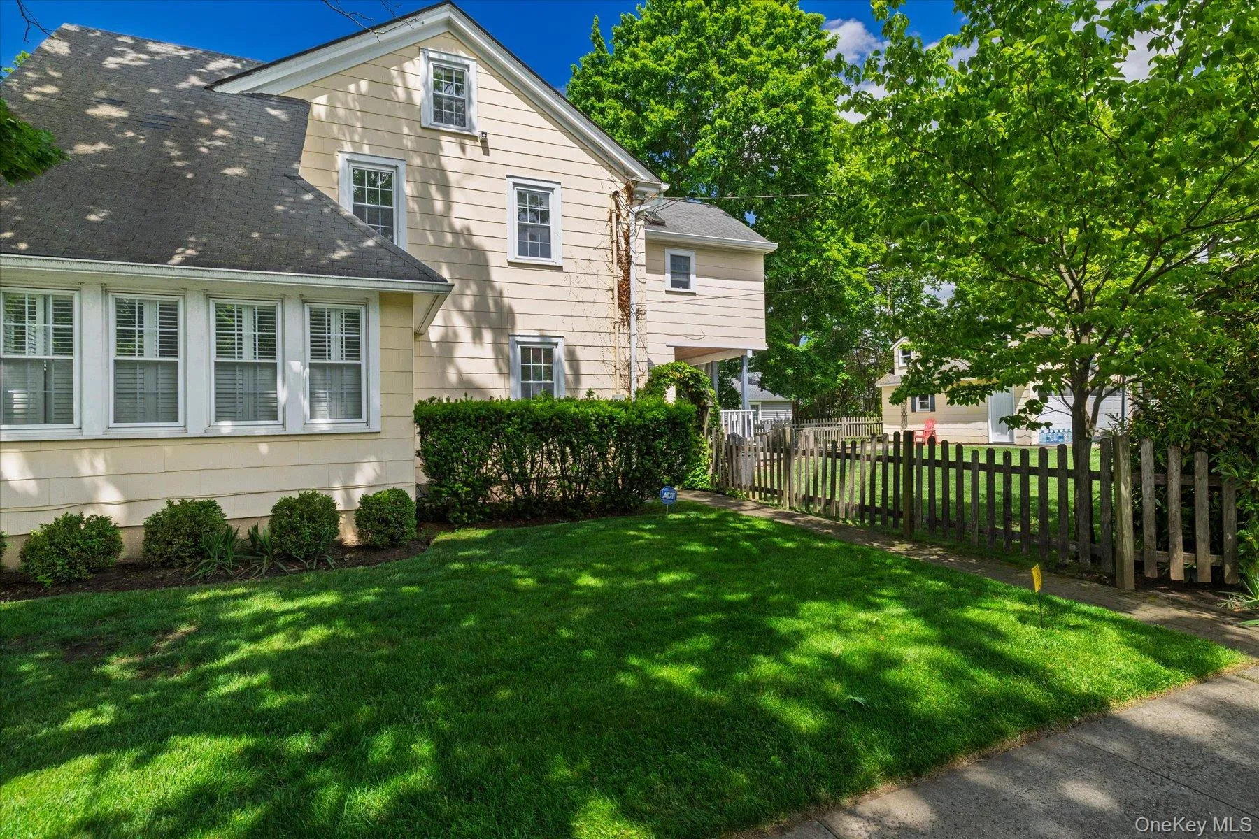 Large corner property Large corner property