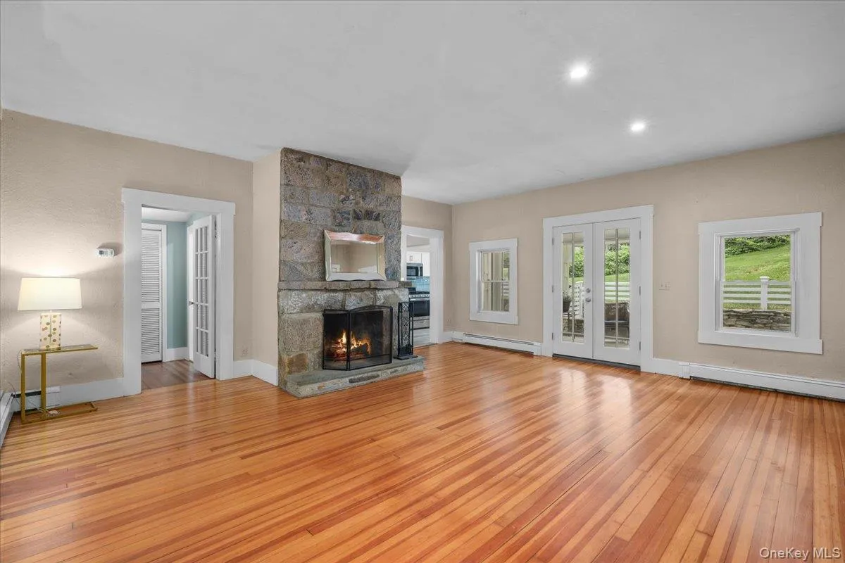 Living rm w/French doors to patio Living rm w/French doors to patio