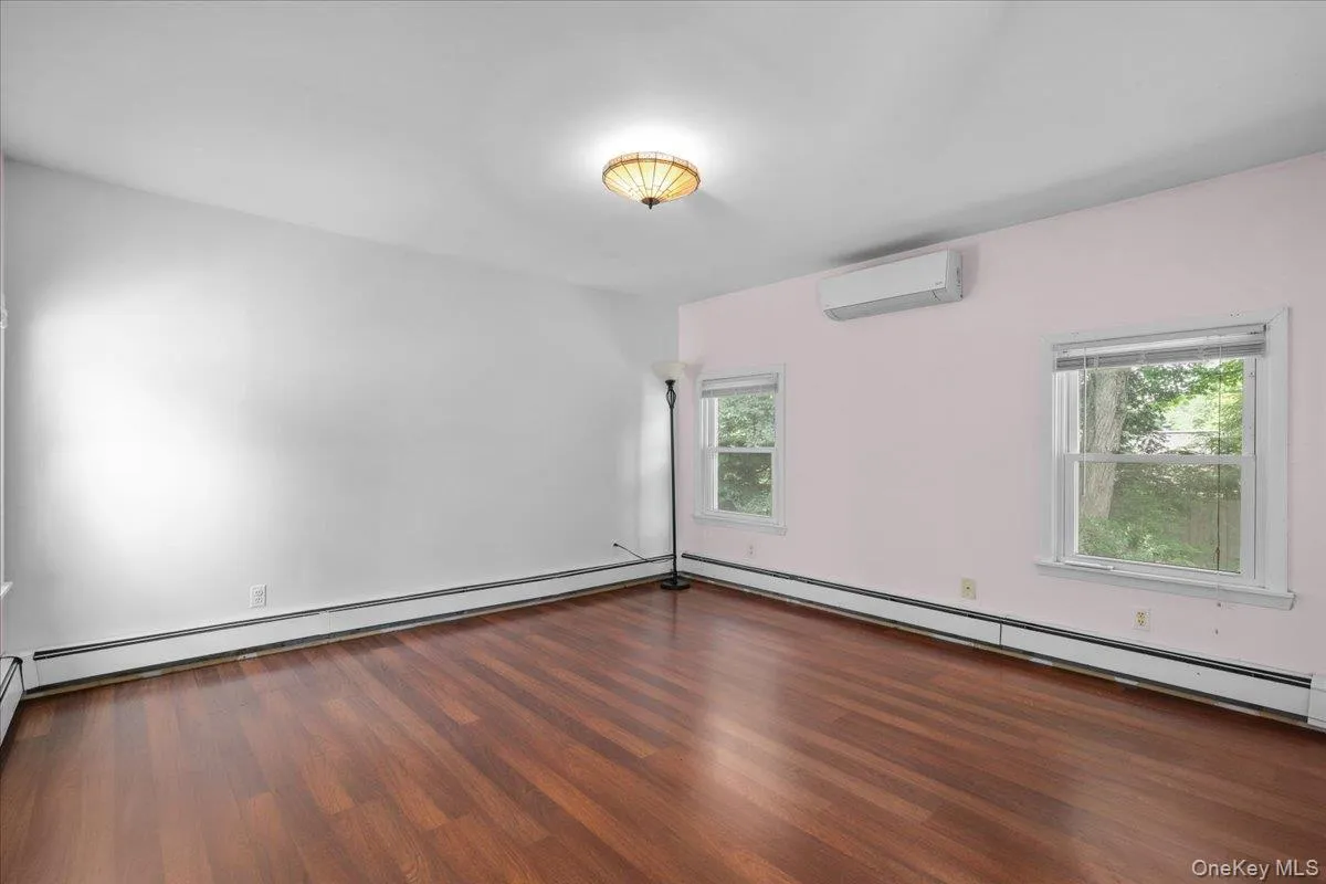 341 Cherry Street, Bedford, NY, 2 Bedrooms Bedrooms, 5 Rooms Rooms,2 BathroomsBathrooms,Residential,For Rent,Cherry,0,1006042 341 Cherry Street, Bedford, NY, 2 Bedrooms Bedrooms, 5 Rooms Rooms,2 BathroomsBathrooms,Residential,For Rent,Cherry,0,1006042