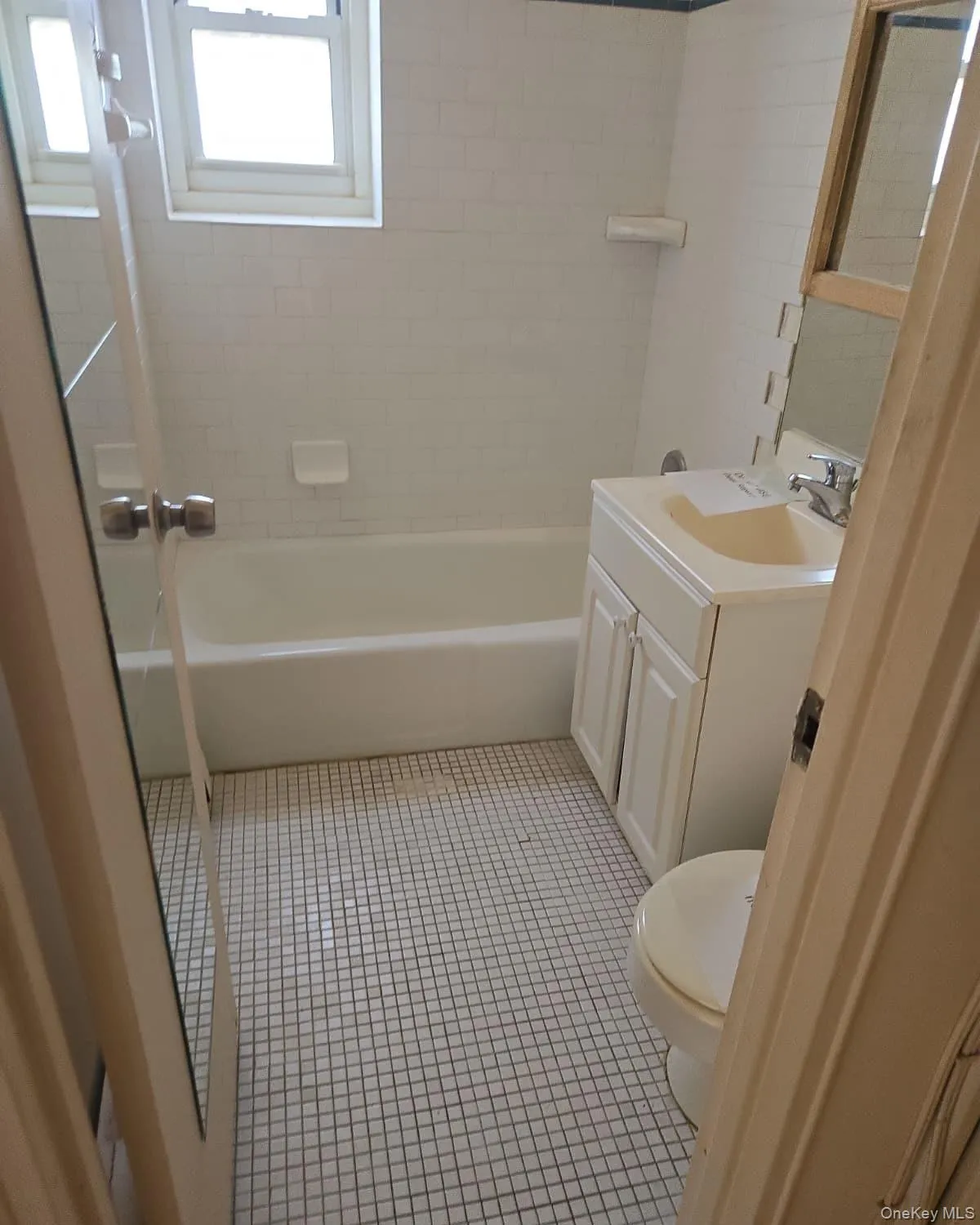 395 Westchester Avenue, Rye Town, NY, 1 Bedroom Bedrooms, 3 Rooms Rooms,1 BathroomBathrooms,Residential,For Rent,Westchester Avenue,0,1006051 395 Westchester Avenue, Rye Town, NY, 1 Bedroom Bedrooms, 3 Rooms Rooms,1 BathroomBathrooms,Residential,For Rent,Westchester Avenue,0,1006051