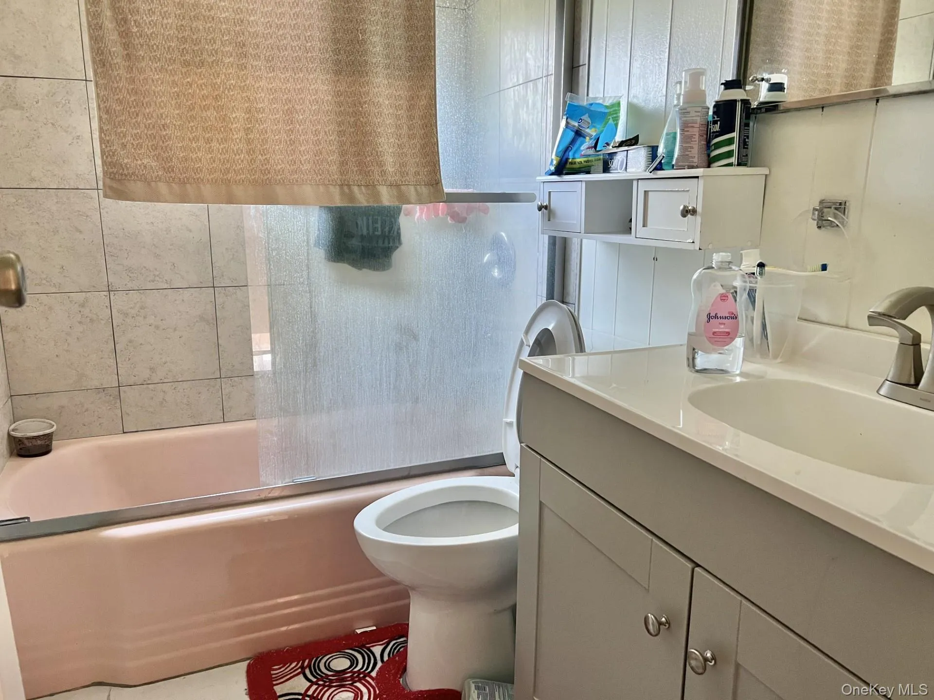 7 Mindy Lane, Oyster Bay, NY, 4 Bedrooms Bedrooms, 7 Rooms Rooms,2 BathroomsBathrooms,Residential Lease,For Rent,Mindy,0,1006056 7 Mindy Lane, Oyster Bay, NY, 4 Bedrooms Bedrooms, 7 Rooms Rooms,2 BathroomsBathrooms,Residential Lease,For Rent,Mindy,0,1006056