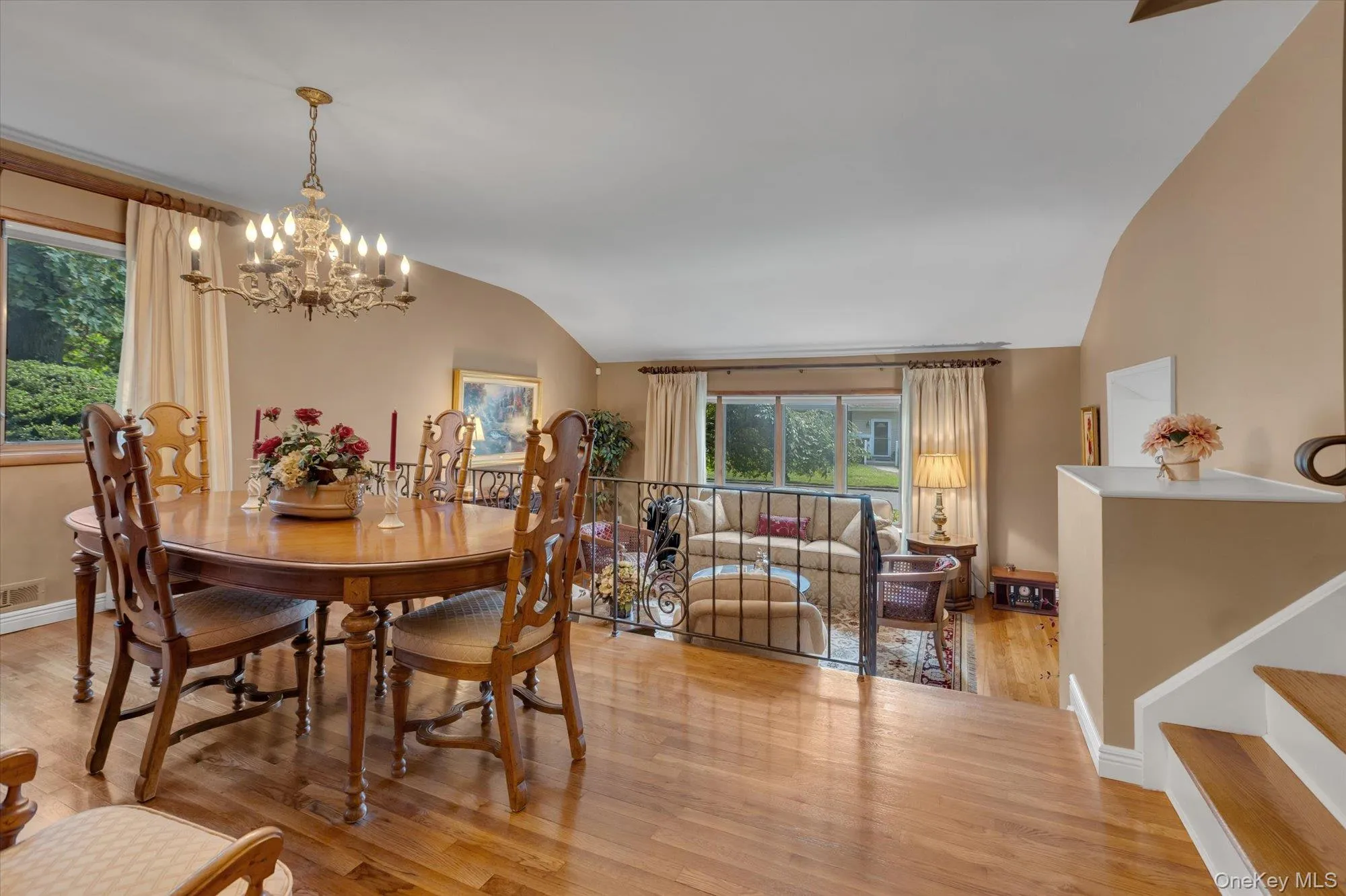 19 Cottage Court, Huntington, NY, 3 Bedrooms Bedrooms, 8 Rooms Rooms,1 BathroomBathrooms,Residential,For Rent,Cottage,0,1006059 19 Cottage Court, Huntington, NY, 3 Bedrooms Bedrooms, 8 Rooms Rooms,1 BathroomBathrooms,Residential,For Rent,Cottage,0,1006059