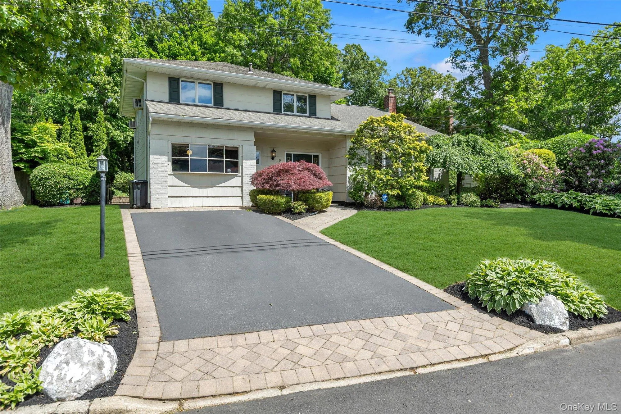 19 Cottage Court, Huntington, NY, 3 Bedrooms Bedrooms, 8 Rooms Rooms,1 BathroomBathrooms,Residential,For Rent,Cottage,0,1006059 19 Cottage Court, Huntington, NY, 3 Bedrooms Bedrooms, 8 Rooms Rooms,1 BathroomBathrooms,Residential,For Rent,Cottage,0,1006059