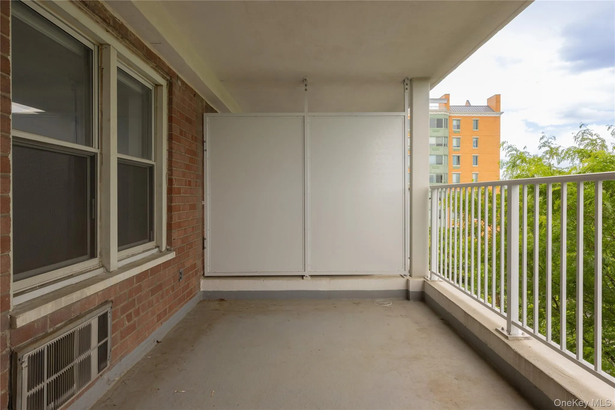 600 Locust Street, Mount Vernon, NY, 2 Bedrooms Bedrooms, 5 Rooms Rooms,1 BathroomBathrooms,Residential,For Rent,Locust,0,1006060 600 Locust Street, Mount Vernon, NY, 2 Bedrooms Bedrooms, 5 Rooms Rooms,1 BathroomBathrooms,Residential,For Rent,Locust,0,1006060