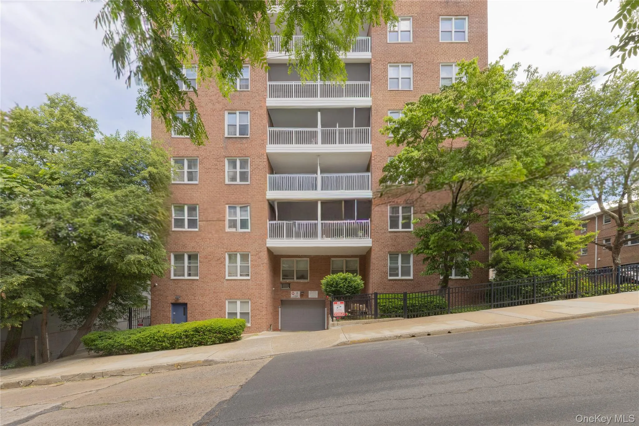 600 Locust Street, Mount Vernon, NY, 2 Bedrooms Bedrooms, 5 Rooms Rooms,1 BathroomBathrooms,Residential,For Rent,Locust,0,1006060 600 Locust Street, Mount Vernon, NY, 2 Bedrooms Bedrooms, 5 Rooms Rooms,1 BathroomBathrooms,Residential,For Rent,Locust,0,1006060
