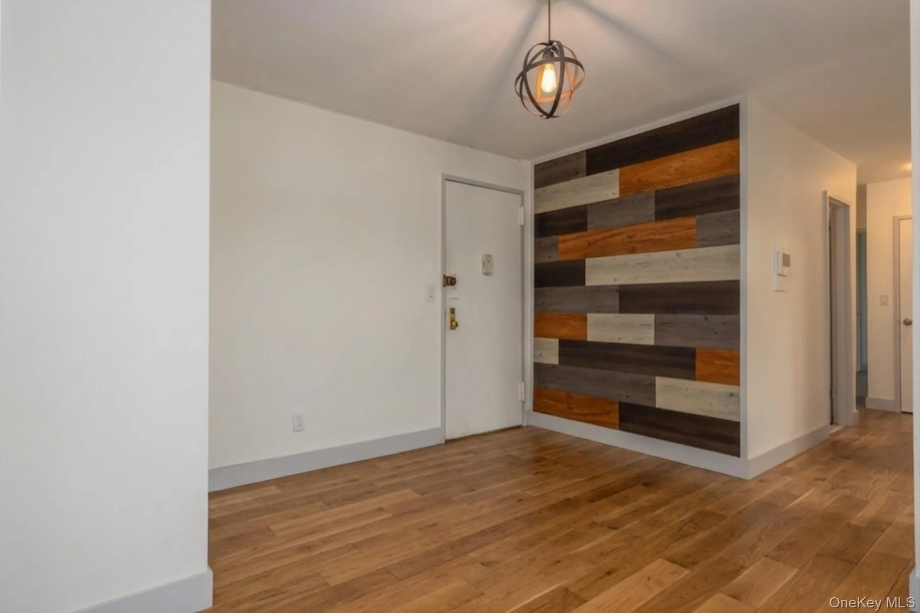 600 Locust Street, Mount Vernon, NY, 2 Bedrooms Bedrooms, 5 Rooms Rooms,1 BathroomBathrooms,Residential,For Rent,Locust,0,1006060 600 Locust Street, Mount Vernon, NY, 2 Bedrooms Bedrooms, 5 Rooms Rooms,1 BathroomBathrooms,Residential,For Rent,Locust,0,1006060