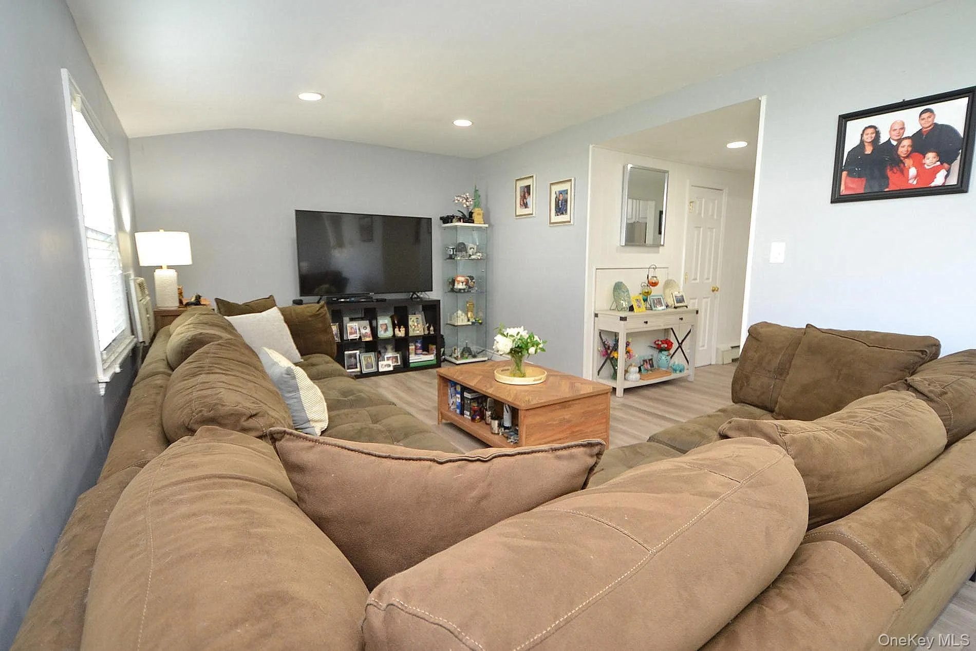 77 Bicycle Path, Brookhaven, NY, 4 Bedrooms Bedrooms, 7 Rooms Rooms,1 BathroomBathrooms,Residential,For Rent,Bicycle,0,1006063 77 Bicycle Path, Brookhaven, NY, 4 Bedrooms Bedrooms, 7 Rooms Rooms,1 BathroomBathrooms,Residential,For Rent,Bicycle,0,1006063