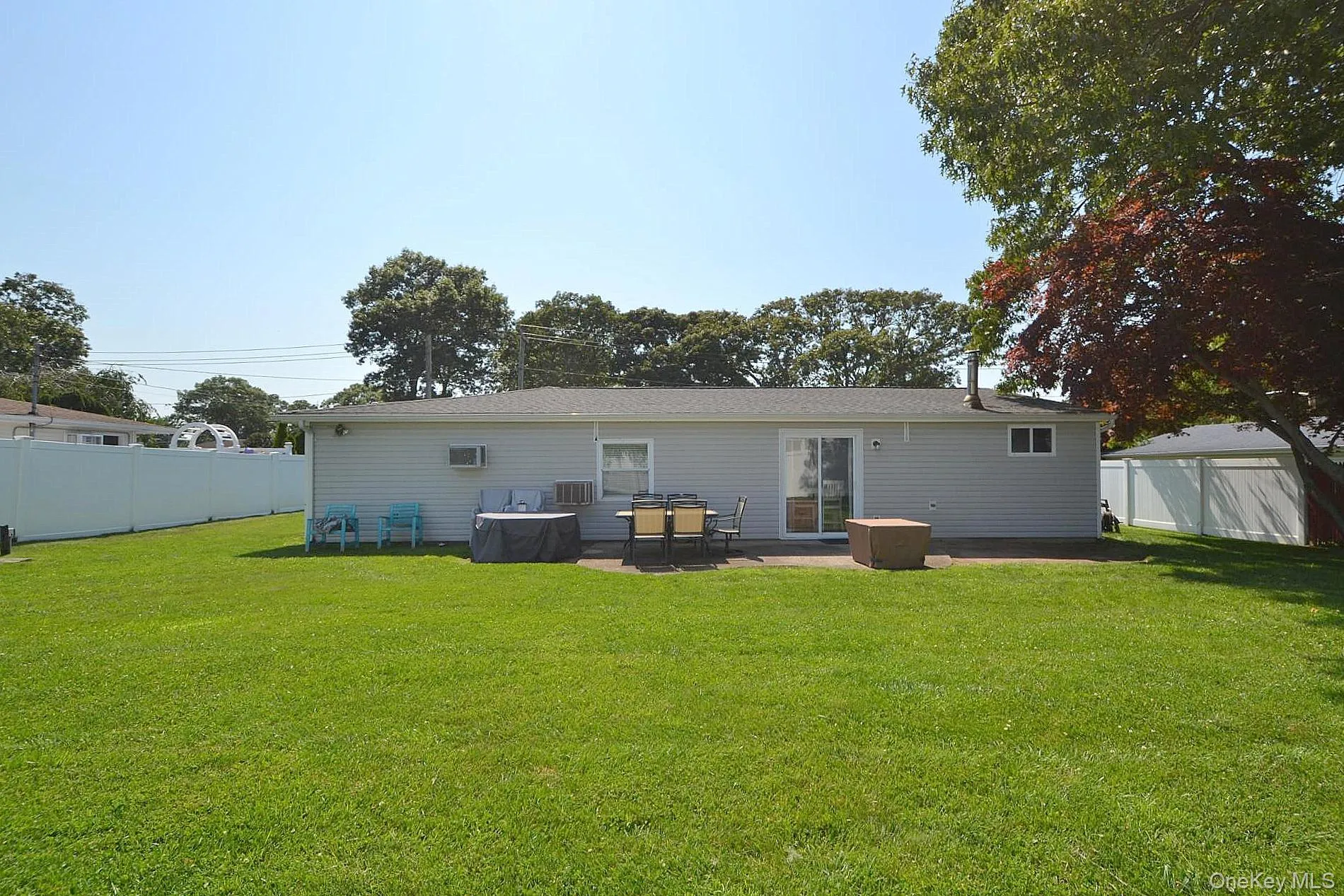 77 Bicycle Path, Brookhaven, NY, 4 Bedrooms Bedrooms, 7 Rooms Rooms,1 BathroomBathrooms,Residential,For Rent,Bicycle,0,1006063 77 Bicycle Path, Brookhaven, NY, 4 Bedrooms Bedrooms, 7 Rooms Rooms,1 BathroomBathrooms,Residential,For Rent,Bicycle,0,1006063