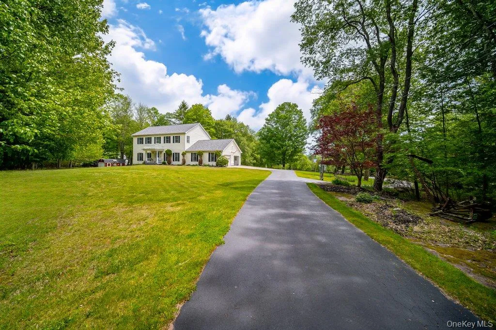 369 Grey Road, Fallsburg, NY, 4 Bedrooms Bedrooms, 7 Rooms Rooms,3 BathroomsBathrooms,Residential,For Rent,Grey,0,1006069 369 Grey Road, Fallsburg, NY, 4 Bedrooms Bedrooms, 7 Rooms Rooms,3 BathroomsBathrooms,Residential,For Rent,Grey,0,1006069
