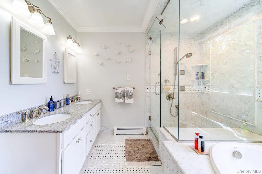 369 Grey Road, Fallsburg, NY, 4 Bedrooms Bedrooms, 7 Rooms Rooms,3 BathroomsBathrooms,Residential,For Rent,Grey,0,1006069 369 Grey Road, Fallsburg, NY, 4 Bedrooms Bedrooms, 7 Rooms Rooms,3 BathroomsBathrooms,Residential,For Rent,Grey,0,1006069