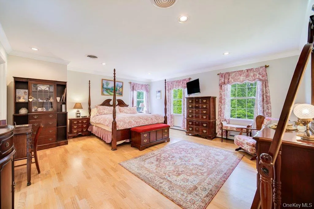369 Grey Road, Fallsburg, NY, 4 Bedrooms Bedrooms, 7 Rooms Rooms,3 BathroomsBathrooms,Residential,For Rent,Grey,0,1006069 369 Grey Road, Fallsburg, NY, 4 Bedrooms Bedrooms, 7 Rooms Rooms,3 BathroomsBathrooms,Residential,For Rent,Grey,0,1006069