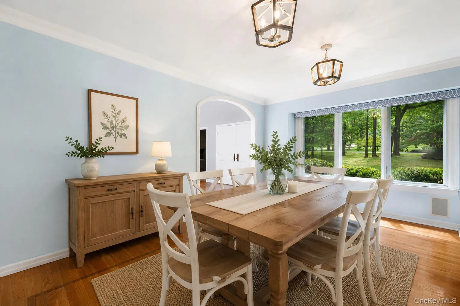 Virtually staged dining room Virtually staged dining room