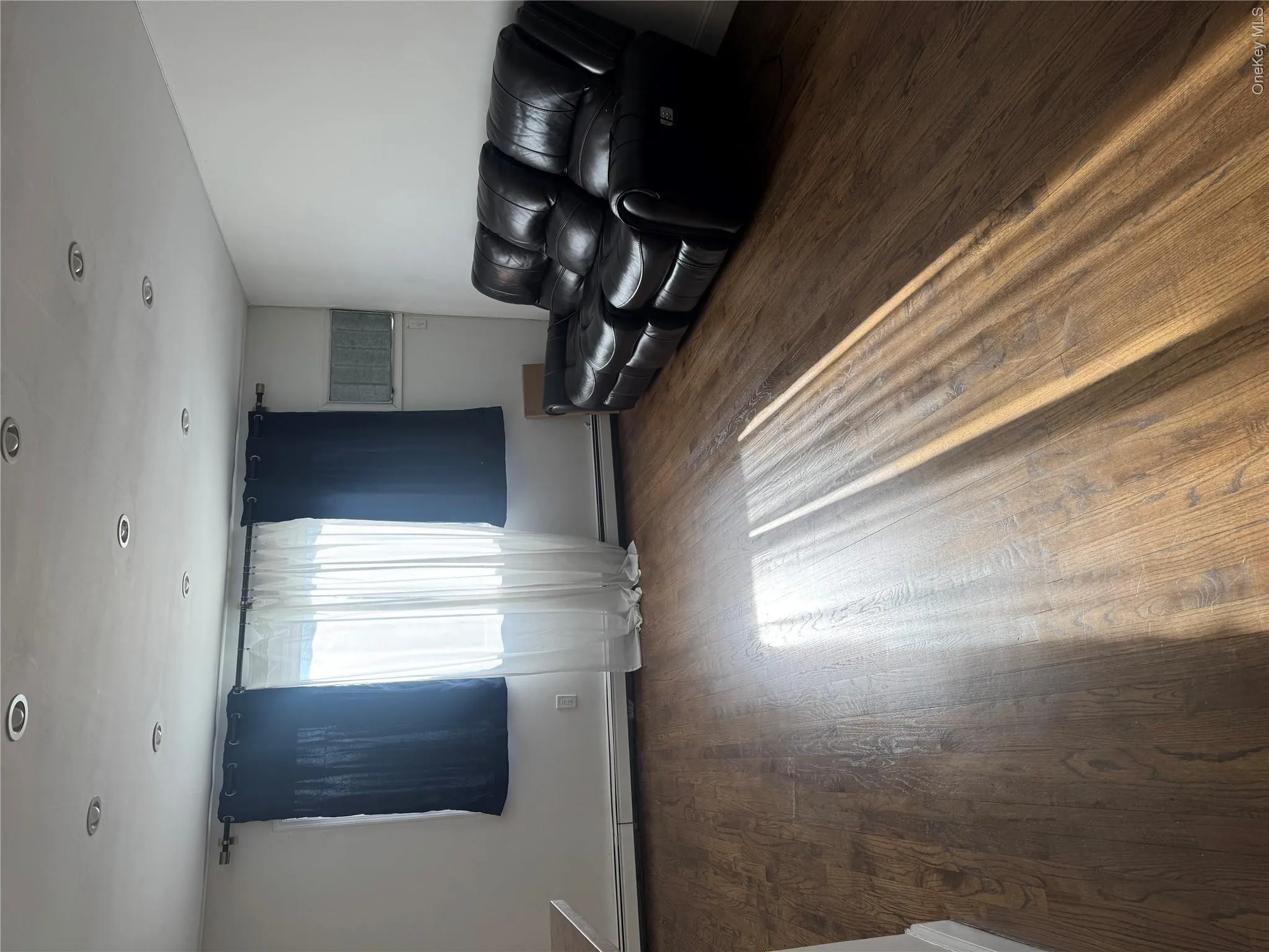 15649 76th Street, New York, NY, 3 Bedrooms Bedrooms, 5 Rooms Rooms,2 BathroomsBathrooms,Residential Lease,For Rent,76th,0,1006071 15649 76th Street, New York, NY, 3 Bedrooms Bedrooms, 5 Rooms Rooms,2 BathroomsBathrooms,Residential Lease,For Rent,76th,0,1006071